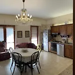 Holiday & House - Imparato Palermo Centro Politeama